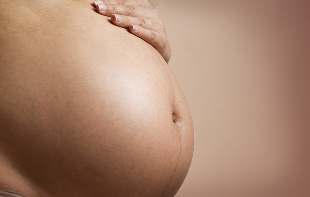 Schwangerschaftsstreifen verhindern / vorbeugen